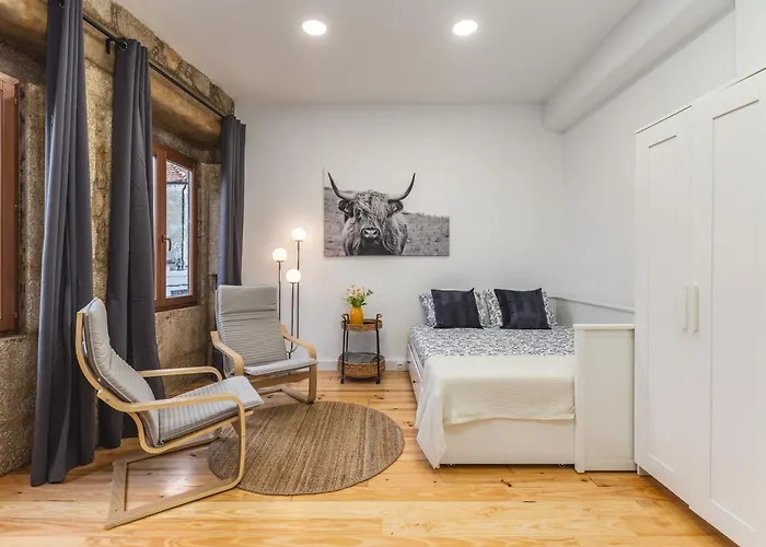 Apartamento Charming With Garden In *