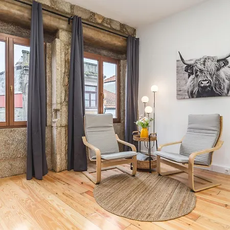 Charming With Garden In * Порту