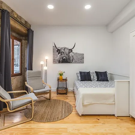Apartamento Charming With Garden In *